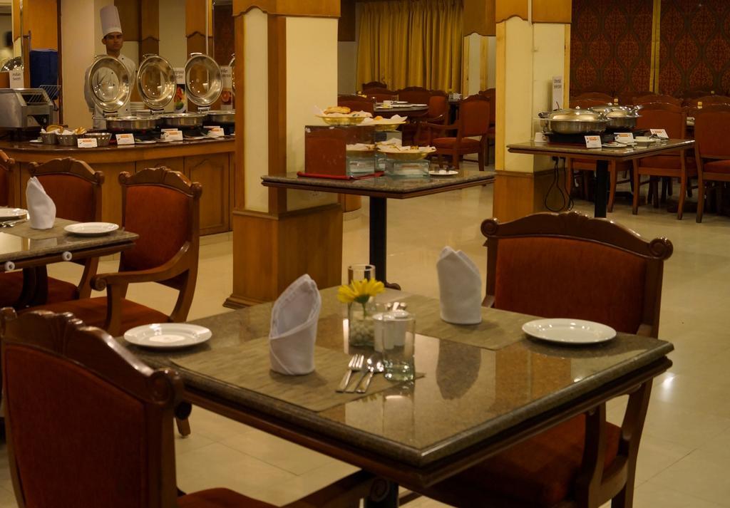 Fortune Park Galaxy, Vapi - Member Itc Hotels' Group Exterior foto